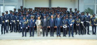 remise-depaulettes-aux-eleves-officiers-de-ce-centre-de-formation-des-elites-militaires-les-fermes-consignes-de-tene-birahima-ouattara-aux-nouveaux-officiers